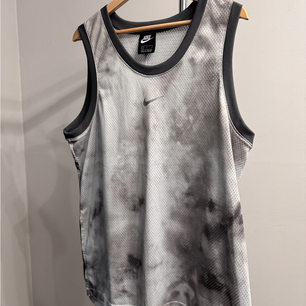 Nike Women's Gray Tank Top